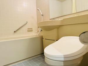 Ένα μπάνιο στο JUN Resort Hotel