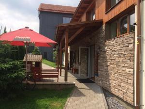 Budova, v ktorej sa apartmán nachádza