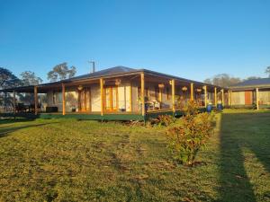 Κήπος έξω από το Roolagoon Homestead