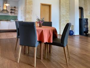 Η κουζίνα ή μικρή κουζίνα στο Ferienhaus in ehemaliger Scheune