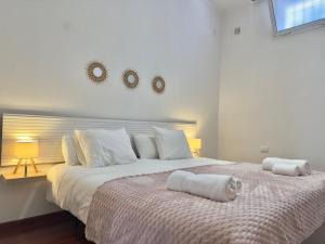 Ένα ή περισσότερα κρεβάτια σε δωμάτιο στο Casa Mocan
