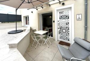 Et opholdsområde på Duplex terrace - Paris & Marne