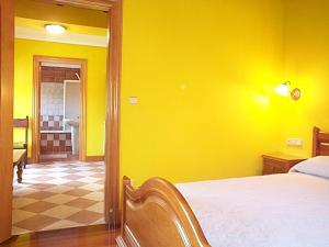 Postel nebo postele na pokoji v ubytování Hostal Rural Onbordi