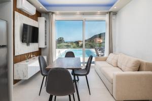 TV/trung tâm giải trí tại Villa Katerina Kateleios 2