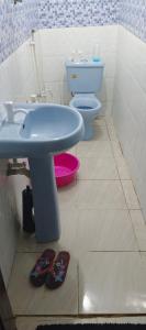 Et badeværelse på Palm breeze villa + 13 billeder