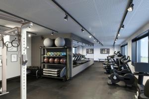 Spordikeskus ja/või sportimisvõimalused majutusasutuses Four Points by Sheraton Warsaw Mokotow