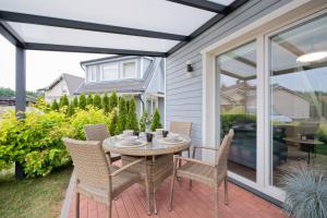 En have udenfor Ošupio tako Lux Vilos with Free Parking