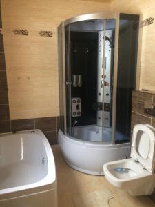 Phòng tắm tại Domek z wanną z hydromasażem