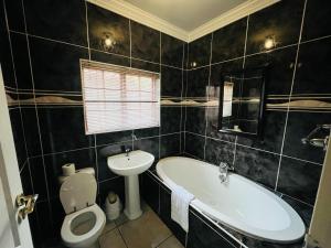 Φωτογραφία από το άλμπουμ του Leruo's Guest House σε Kimberley