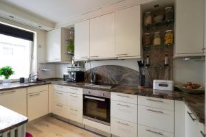 Nhà bếp/bếp nhỏ tại Reihenhaus zum ausruhen