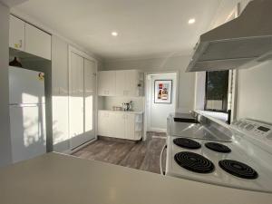 Køkken eller tekøkken på A Taste of Kiwi close to Event Centres + 10 billeder