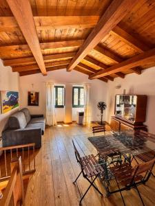 Posezení v ubytování Sardinian Gallery Ultima Costa