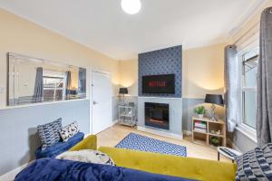 Φωτογραφία από το άλμπουμ του Cosy Modern Two Bed Terrace σε Swanscombe
