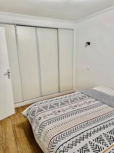 Ένα ή περισσότερα κρεβάτια σε δωμάτιο στο Padile