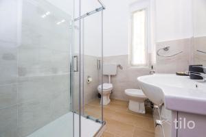 Gallery image of Fincantieri, Leonard, Airport 8 Minutes, 2BR, Terrace, By Tilo in Genova