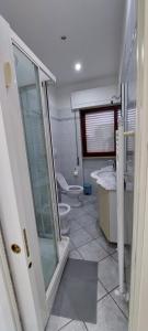 Koupelna v ubytování Rocce di mare