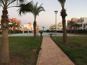 Bazén v ubytování Appartement Saidia Méditerranée nebo v jeho okolí