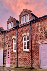 Budova, kde se prázdninový dům nachází