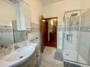 Ένα μπάνιο στο Casa Alba +34 φωτογραφίες