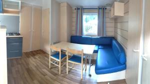 Η κουζίνα ή μικρή κουζίνα στο Mobil Home 3 ch - PUY du FOU
