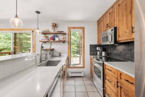 Dapur atau dapur kecil di Woodbridge 04A +34 gambar