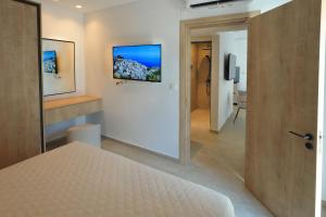 Μια τηλεόραση ή/και κέντρο ψυχαγωγίας στο Panas Villas