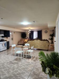 Afbeelding uit fotogalerij van Classic Comfort Inn in Newark +7 foto's