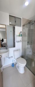 Ένα μπάνιο στο Apartamento Aviva Sierra