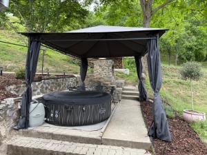 Fotografie z fotogalerie ubytování Offline Vendégház v destinaci Orfü + 17 fotografií