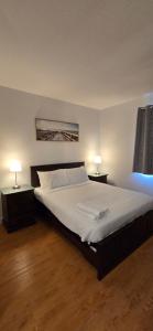 Gallery image of New Royal Inn in New Westminster