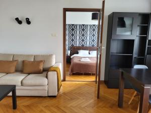 Zdjęcie z galerii obiektu Apartament Spodek w mieście Katowice +16 zdjęć