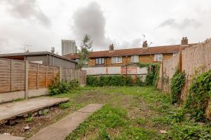 Zahrada ubytování 3BR, Sleep6,Contractors,Families 2 min to Westham