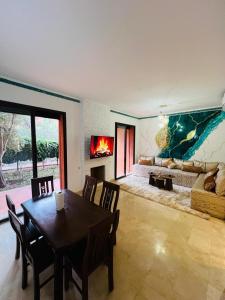 Ruang duduk di Waky Marrakech Villa