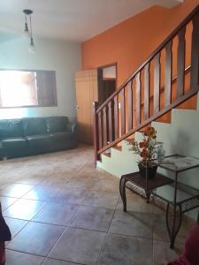 Un lugar para sentarse en Agnus Dei 1 fotos más