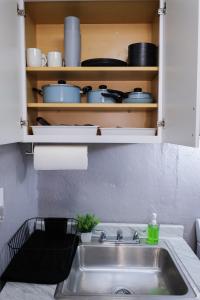 Dapur atau dapur kecil di Two bedroom apartment