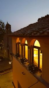 Fotografia z galérie ubytovania B&B A Piazza del Gesù v destinácii Viterbo
