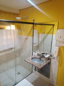 Gambar di galeri bagi Quarto individual 5 com banheiro privativo fora do quarto em Campinas próximo a rodoviária di Campinas