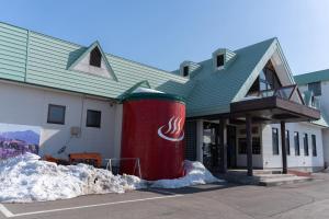 Το κτήριο όπου στεγάζεται  η βίλα