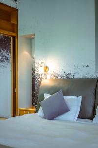 Sengokuhara Onsen Hotel客房内的一张或多张床位