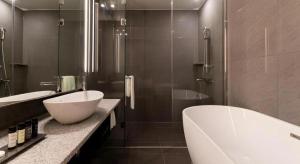 Top Cloud Hotel Iksan的一间浴室