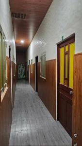 Fotografie z fotogalerie ubytování Nhà Nghỉ Hoa Đào v destinaci Thuan An