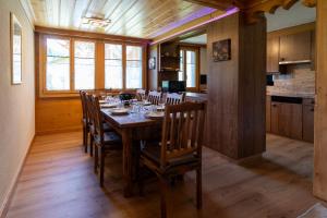 Köök või kööginurk majutusasutuses Chalet Diablerets