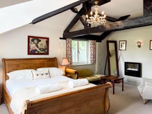 Ένα ή περισσότερα κρεβάτια σε δωμάτιο στο Greenwood Grange +257 φωτογραφίες