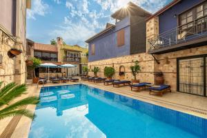 Πισίνα στο ή κοντά στο Alp Pasa Hotel - Special Class