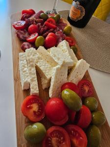 Φαγητό σε αυτή η παραθεριστική κατοικία ή κάπου εκεί κοντά