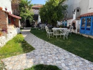 Κήπος έξω από το Pergamonpension