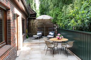 Zahrada ubytování SmartFewo Suite Zentral Terrasse Parkplatz