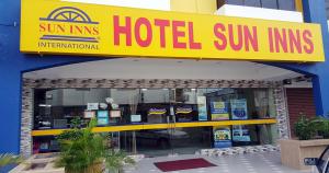 Sijil, anugerah, tanda atau dokumen lain yang dipamerkan di Sun Inns Hotel Sitiawan