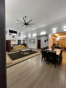 Fotografie z fotogalerie ubytování Laman Serambi Homestay v destinaci Hutan Melintang