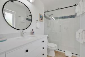 Gallery image of Million Dollar View in Marathon +65 photos